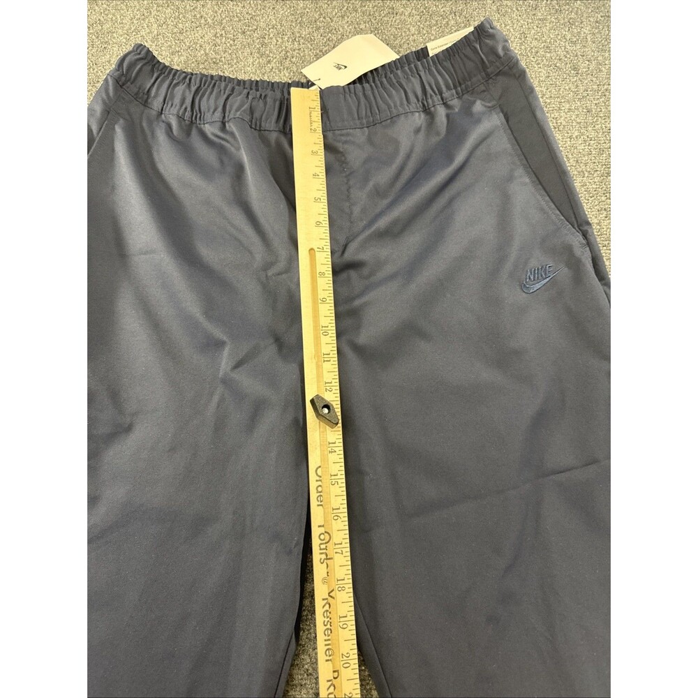 Nike Sportswear Club Chino Pants Men’s Medium Navy Standard Fit Woven NWT $70 - Picture 5 of 12